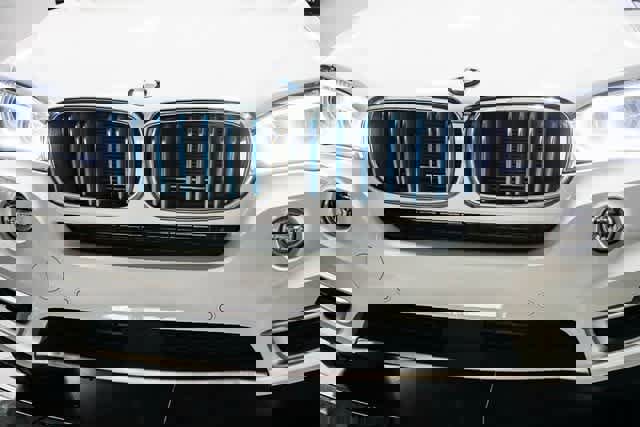 Used 2018 BMW X5 xDrive40e image 8