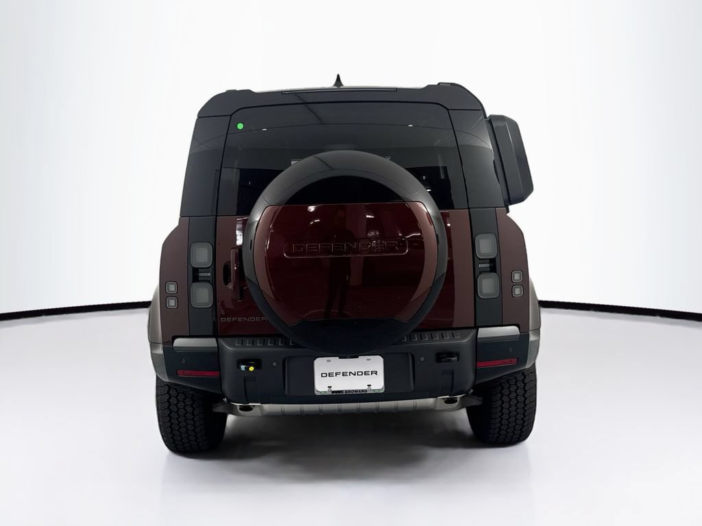 New 2026 Land Rover Defender 90 X-Dynamic SE AWD/4WD image 6