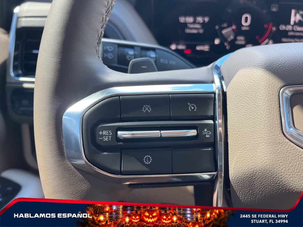 Used 2026 GMC Yukon Denali w/ Sun & Power Step Package AWD/4WD image 26