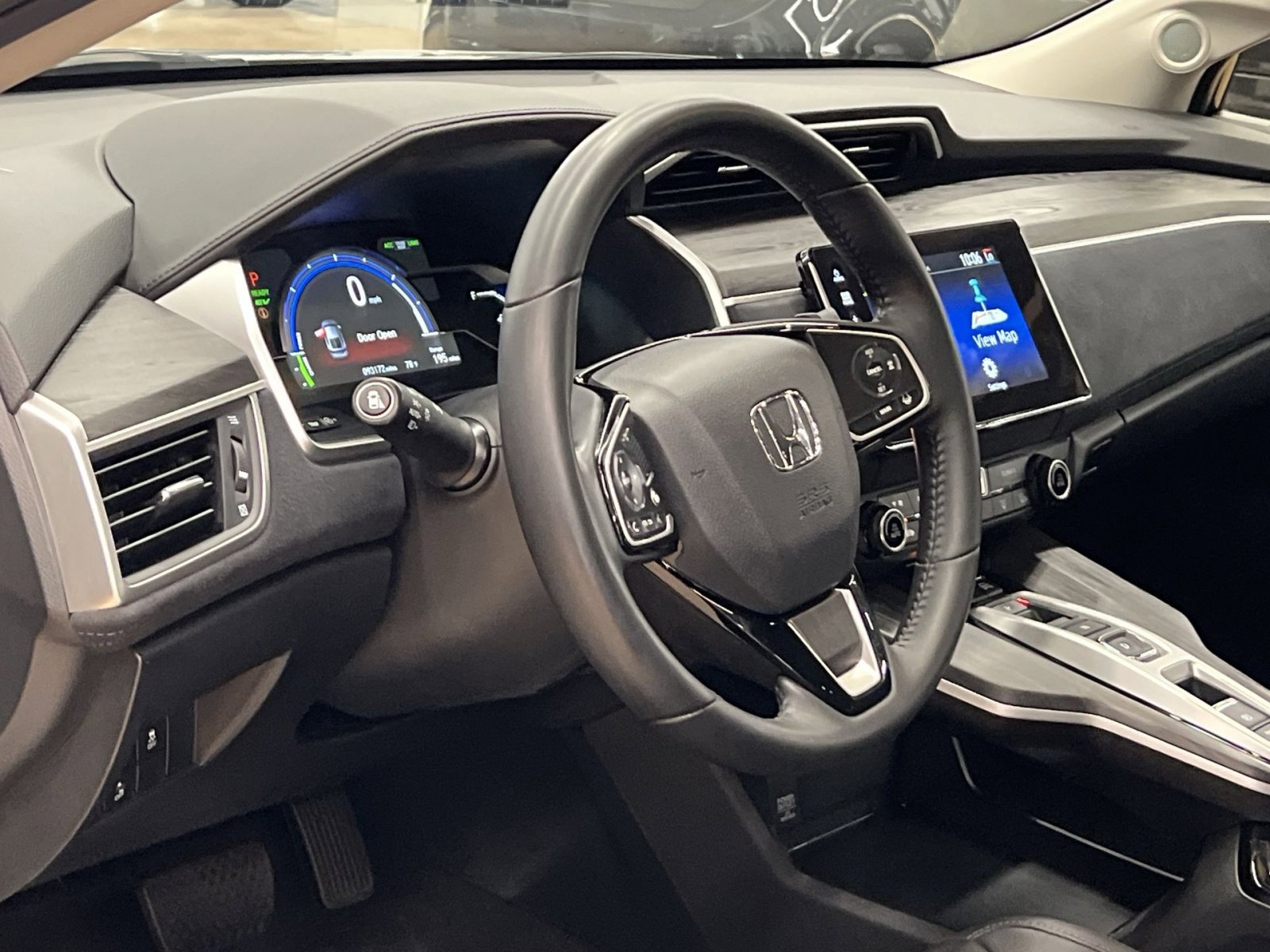Used 2019 Honda Clarity Touring image 16