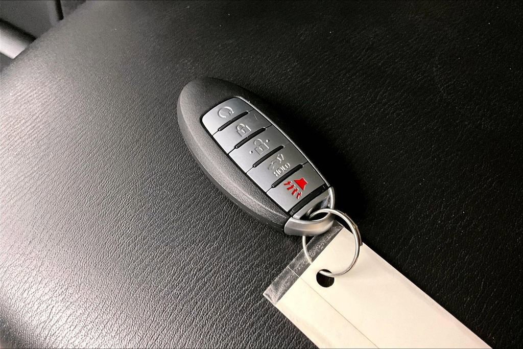 Used 2022 Nissan Armada SL image 13