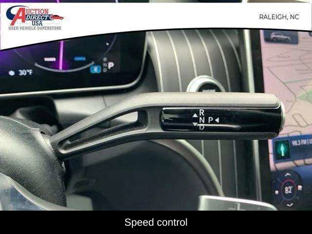 Used 2023 Mercedes-Benz GLC 300 image 17