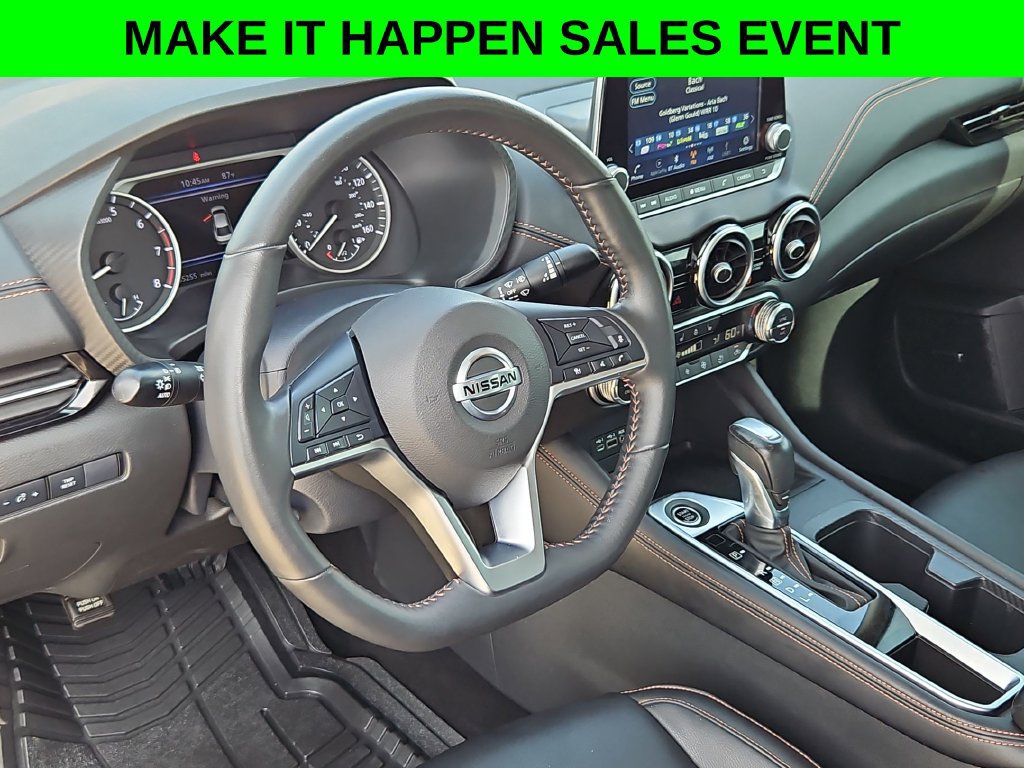 Used 2023 Nissan Sentra SR w/ SR Premium Package FWD image 10