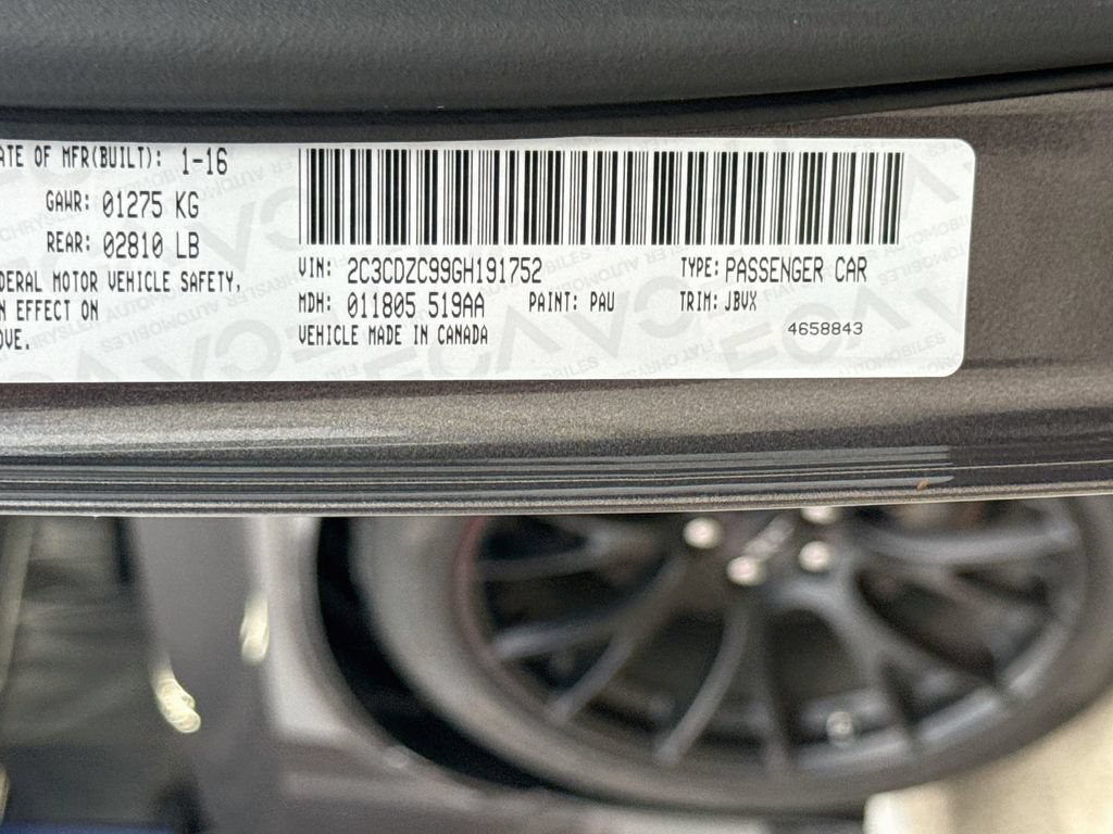 Used 2016 Dodge Challenger SRT Hellcat RWD image 31