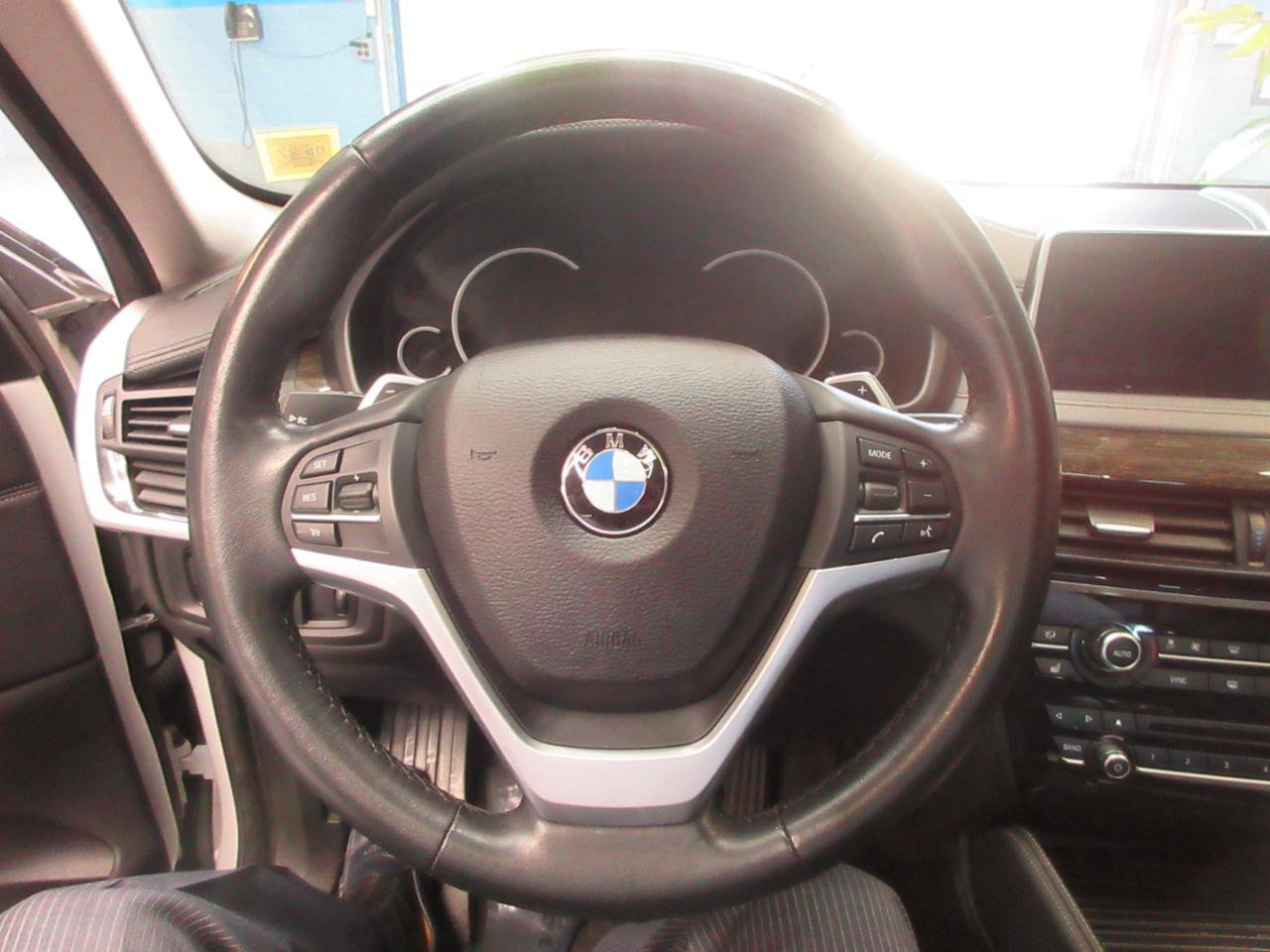 Used 2019 BMW X6 xDrive35i w/ Premium Package Essential AWD/4WD image 16