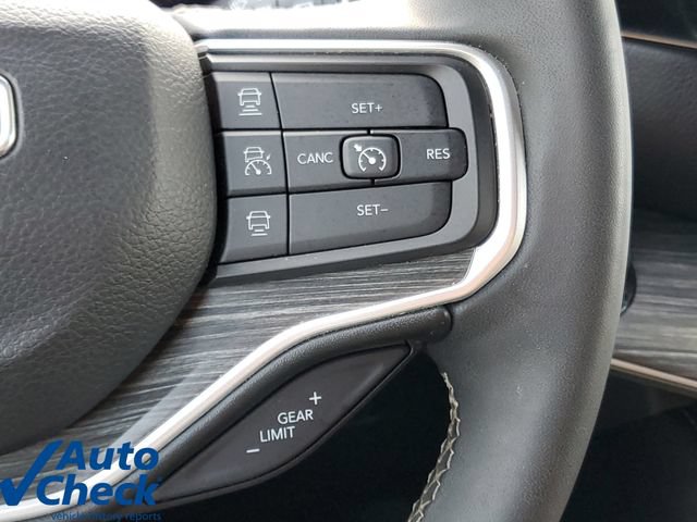 Used 2024 Jeep Wagoneer Series II w/ Flexible Seating Group AWD/4WD image 23