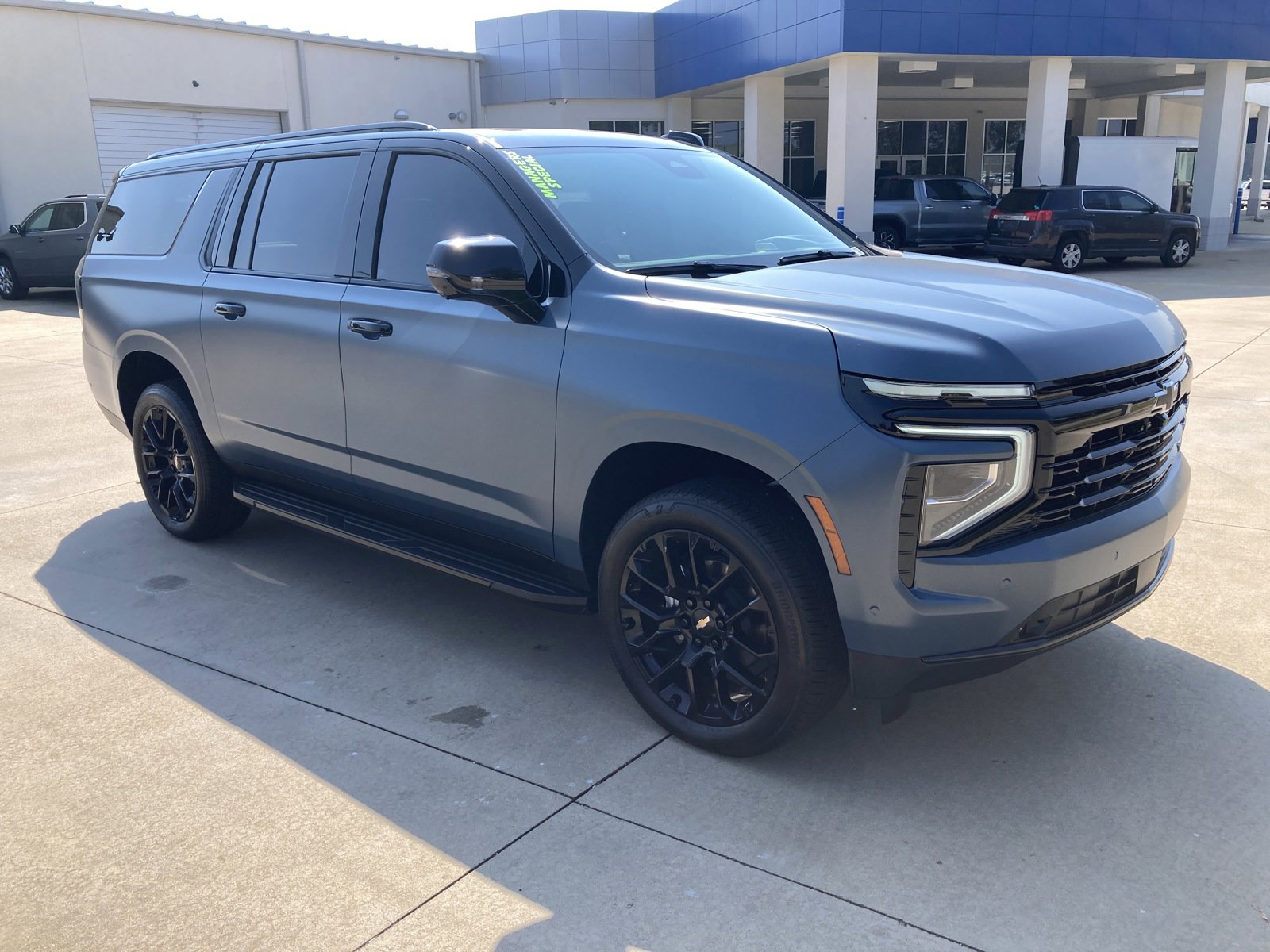 New 2025 Chevrolet Suburban RST w/ Advanced Technology Package image 3