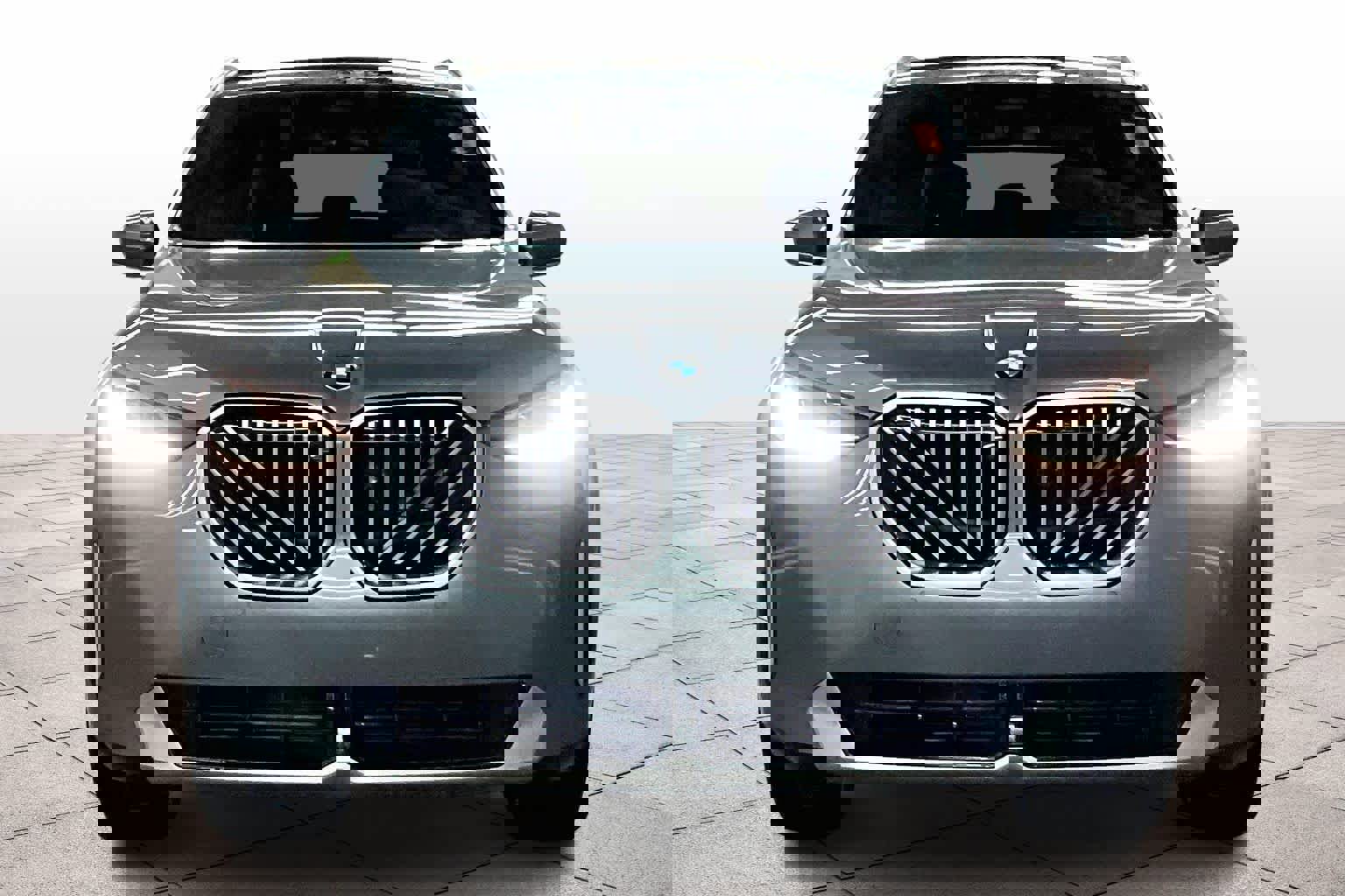 Used 2025 BMW X3 xDrive30i w/ Premium Package image 3