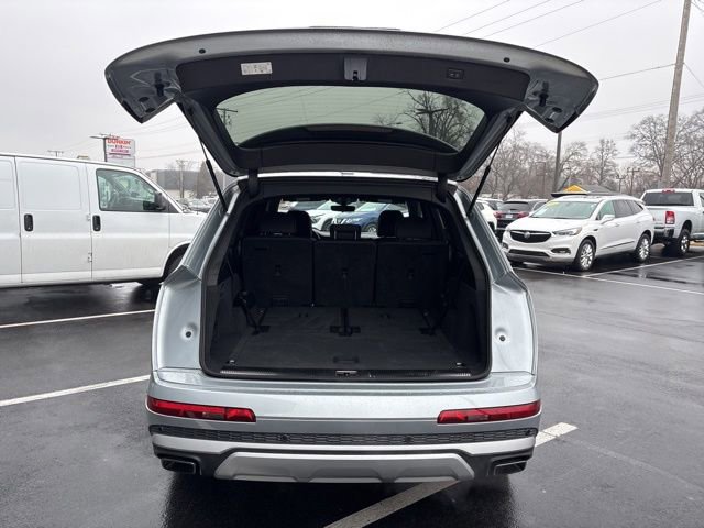 Used 2025 Audi Q7 3.0T Premium Plus image 33