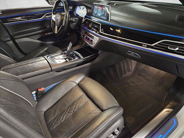 Used 2018 BMW ALPINA B7 xDrive AWD/4WD image 21