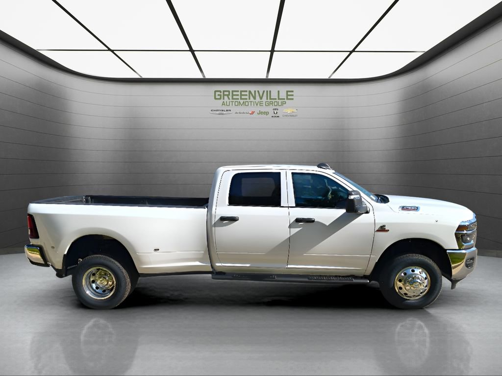 New 2026 RAM 3500 Tradesman image 11