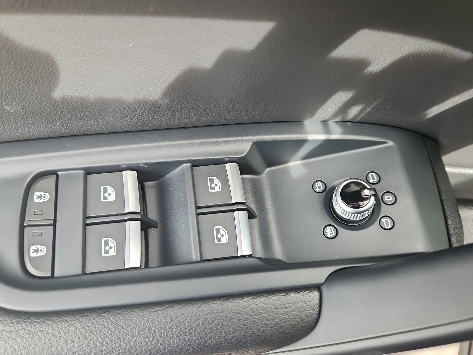 Certified 2023 Audi Q5 2.0T Premium w/ Convenience Package image 19