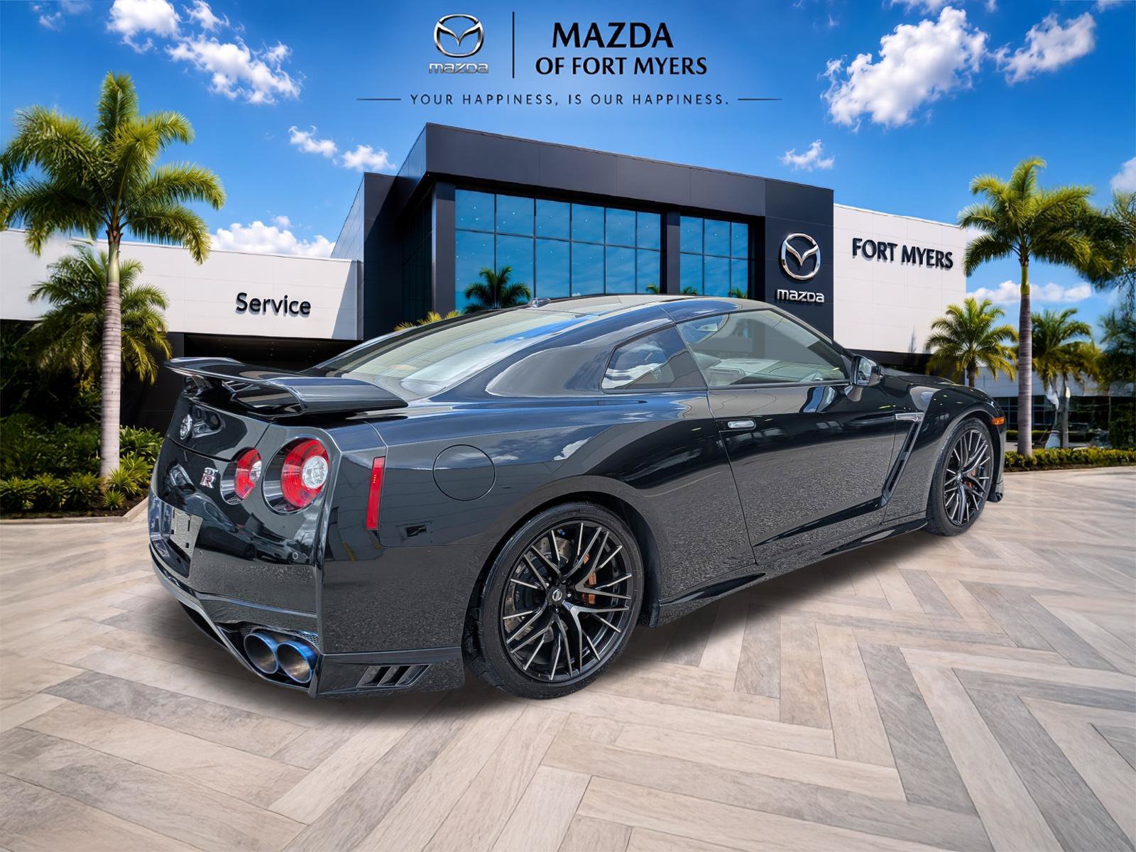 Used 2020 Nissan GT-R Premium w/ Premium Interior Package AWD/4WD image 4