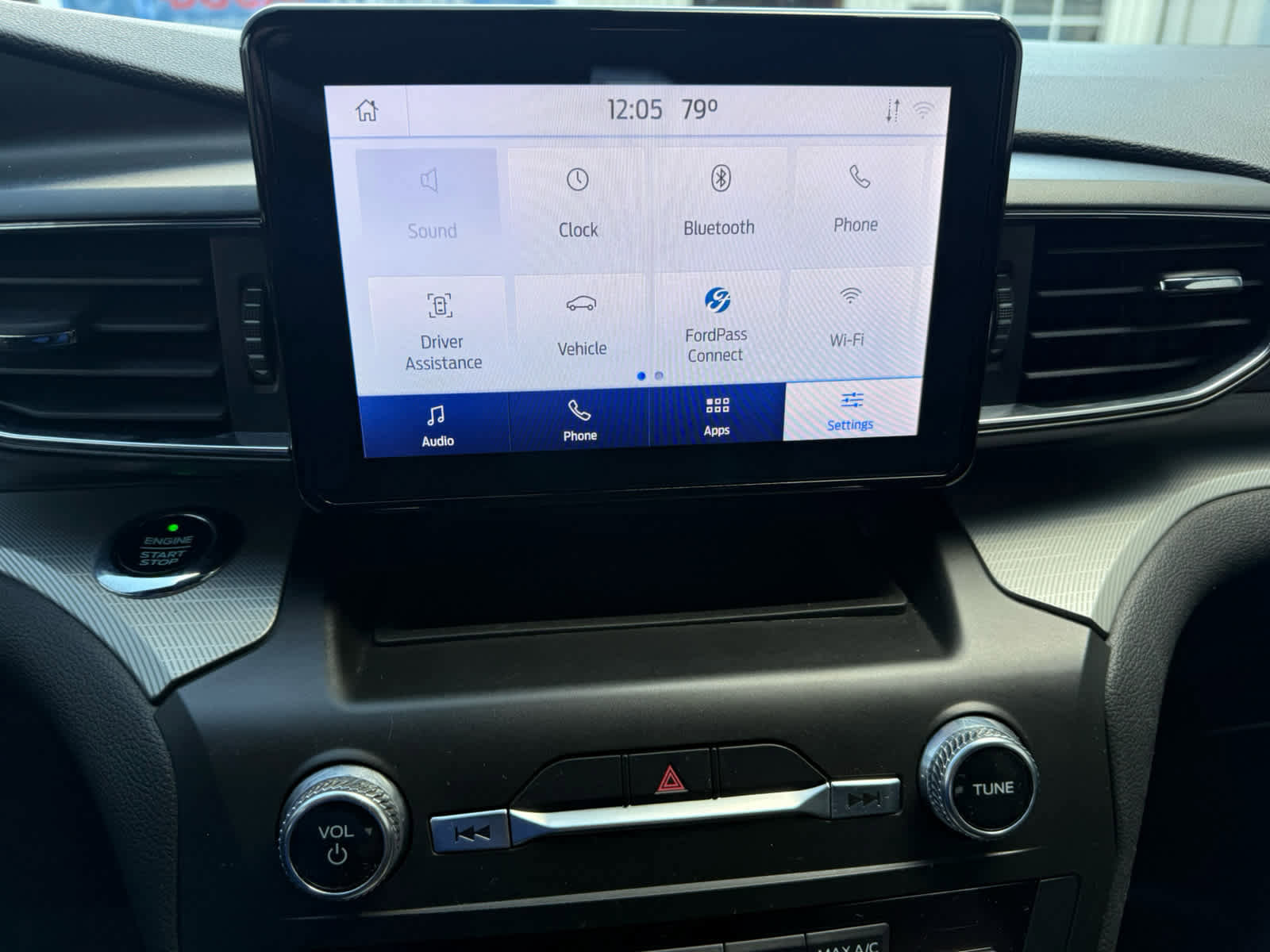 Used 2020 Ford Explorer XLT w/ Equipment Group 202A image 17