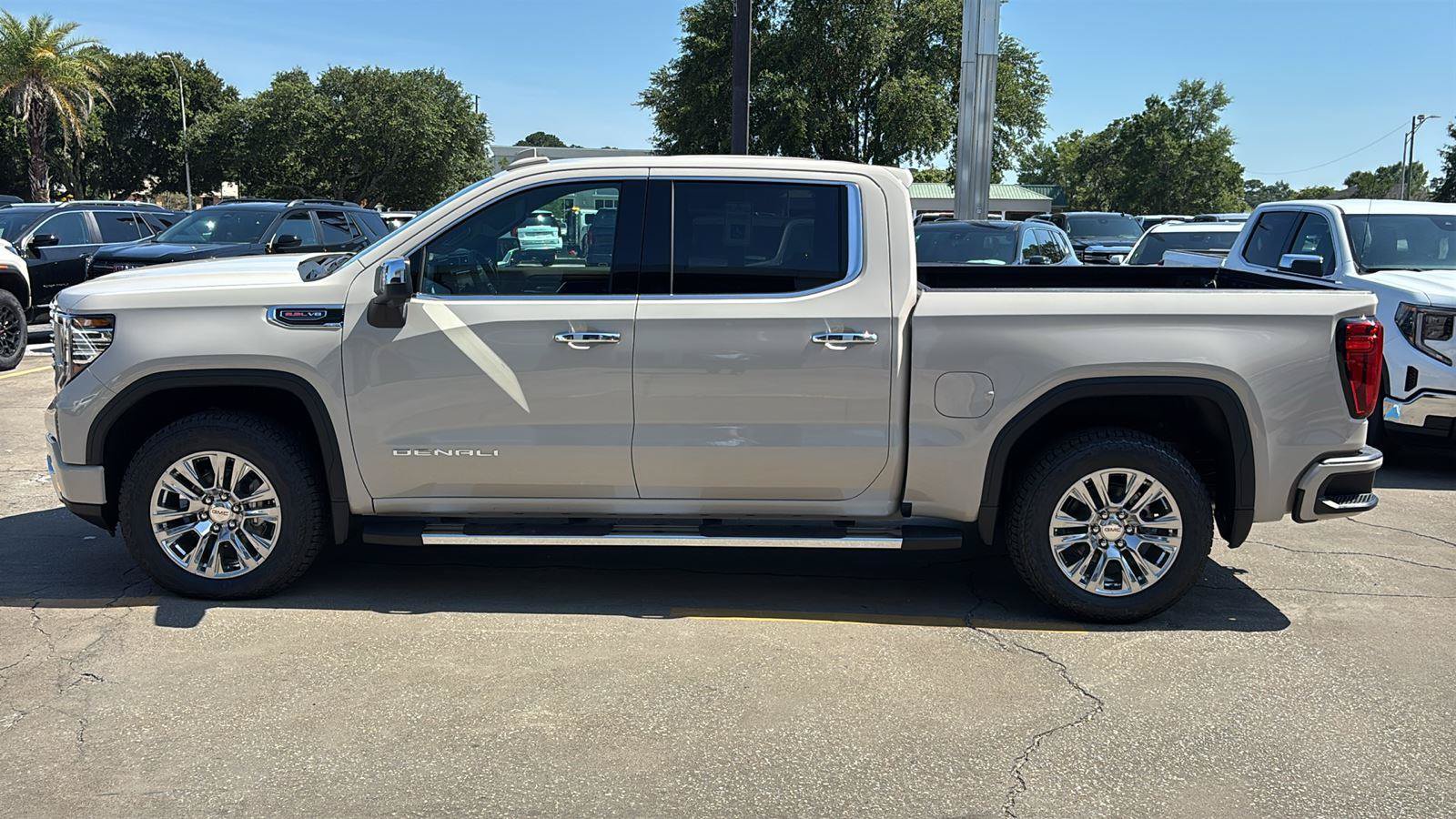 New 2026 GMC Sierra 1500 Denali AWD/4WD image 4