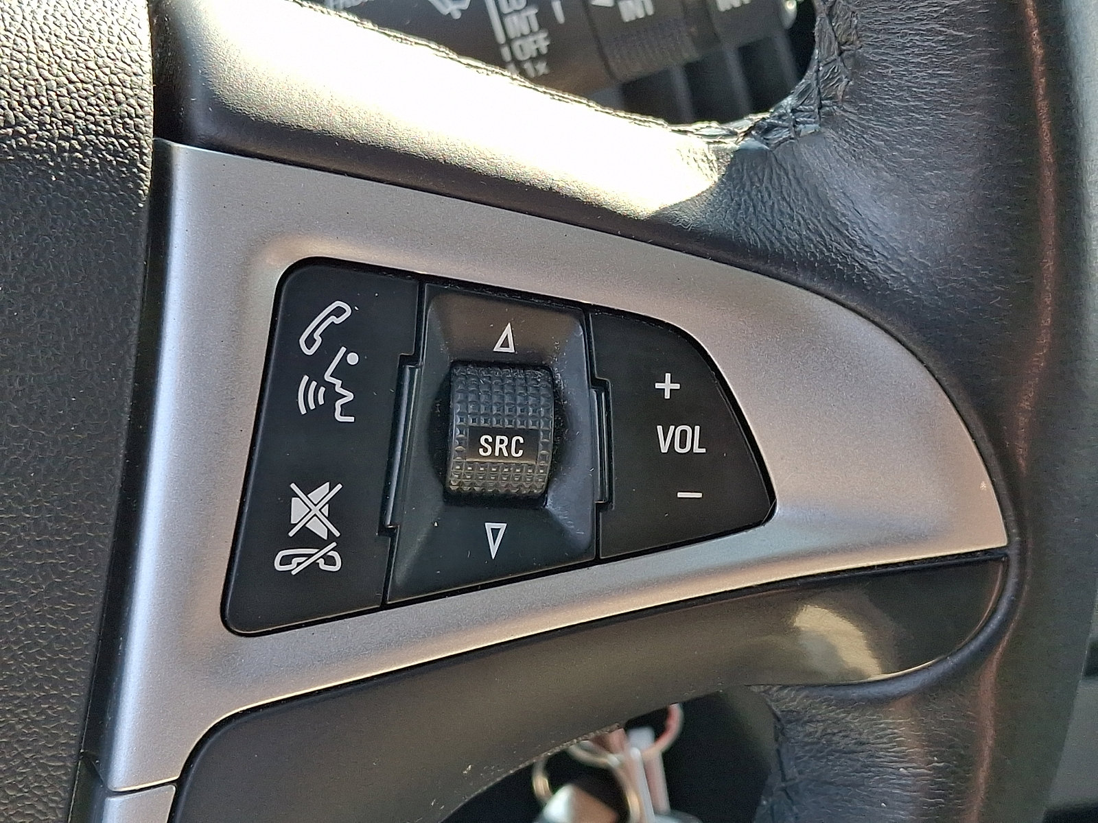 Used 2015 Chevrolet Equinox LT image 22