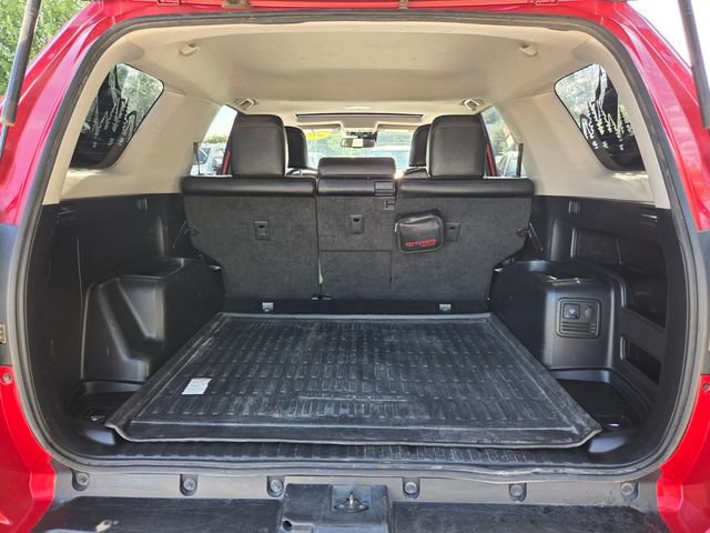 Used 2021 Toyota 4Runner Venture w/ Moonroof Package AWD/4WD image 16