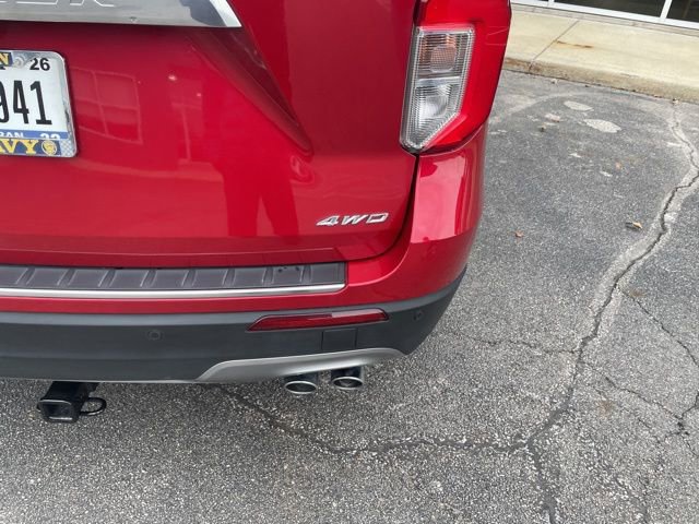 Used 2022 Ford Explorer Platinum w/ Equipment Group 601A AWD/4WD image 6