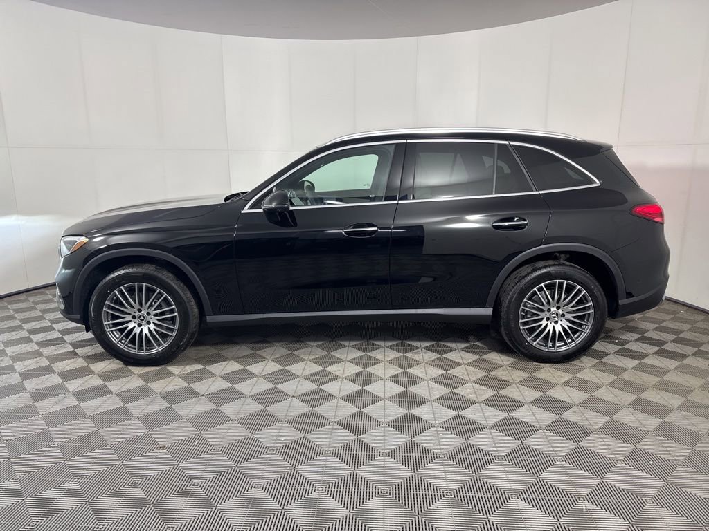 New 2026 Mercedes-Benz GLC 300 4MATIC image 2