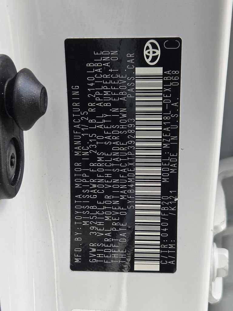 Used 2026 Toyota Corolla LE FWD image 29