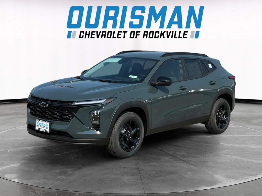 New 2026 Chevrolet Trax LT w/ Driver Confidence Package FWD image 2