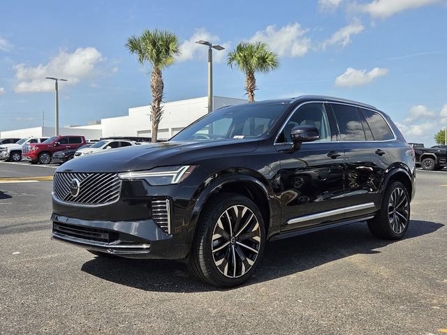 Used 2025 Volvo XC90 B5 Core AWD/4WD image 2