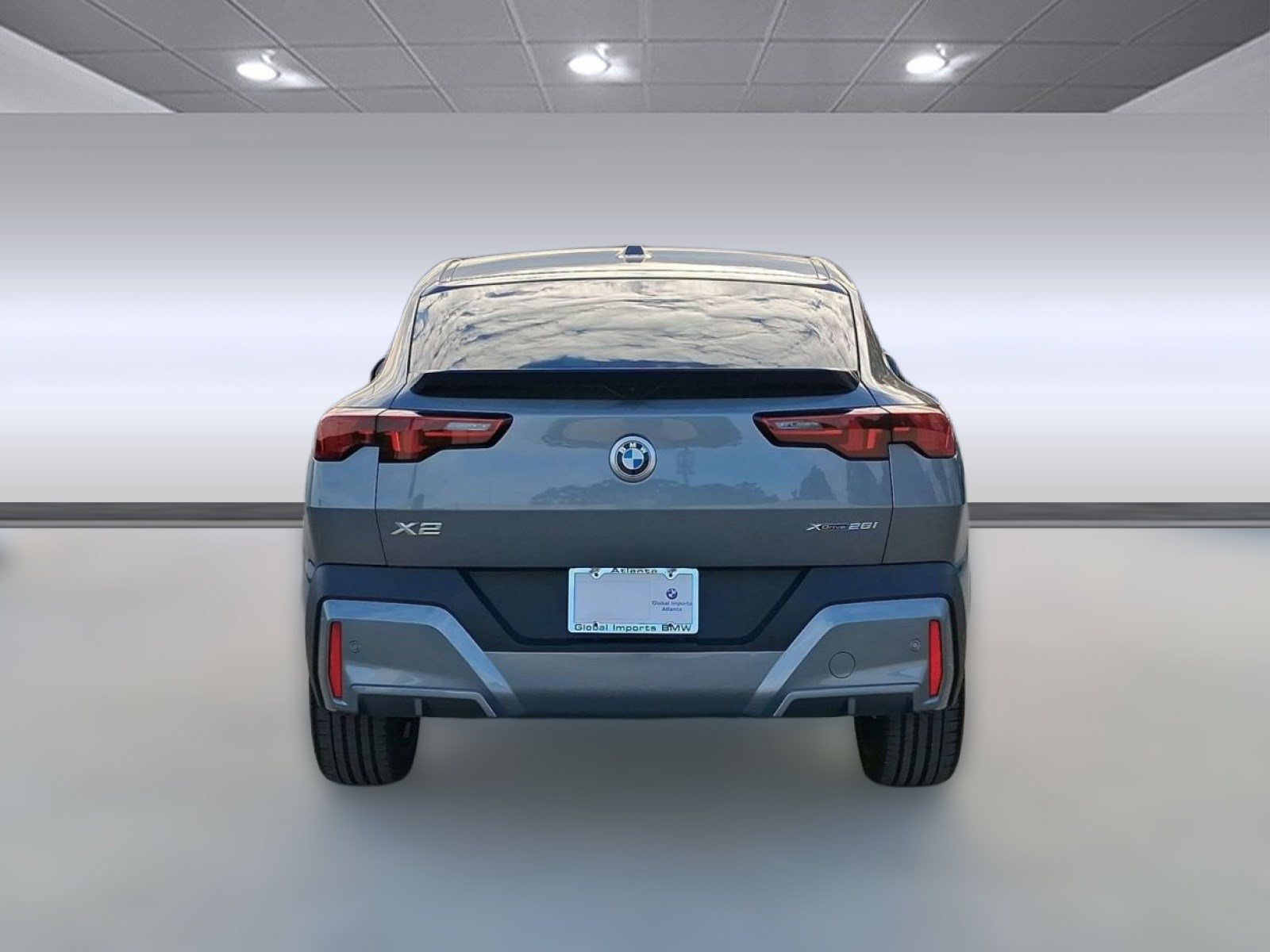 Used 2026 BMW X2 xDrive28i w/ Technology Package AWD/4WD image 9