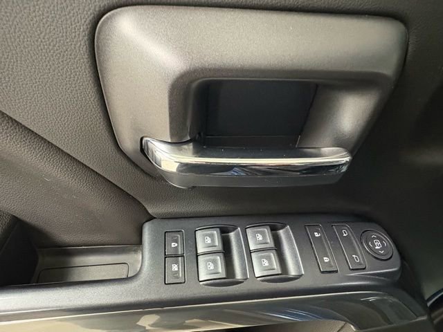 Used 2018 Chevrolet Silverado 1500 LT w/ All Star Edition image 15