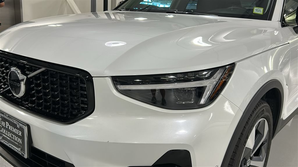 Used 2026 Volvo XC40 B5 Plus w/ Protection Package Premier AWD/4WD image 7