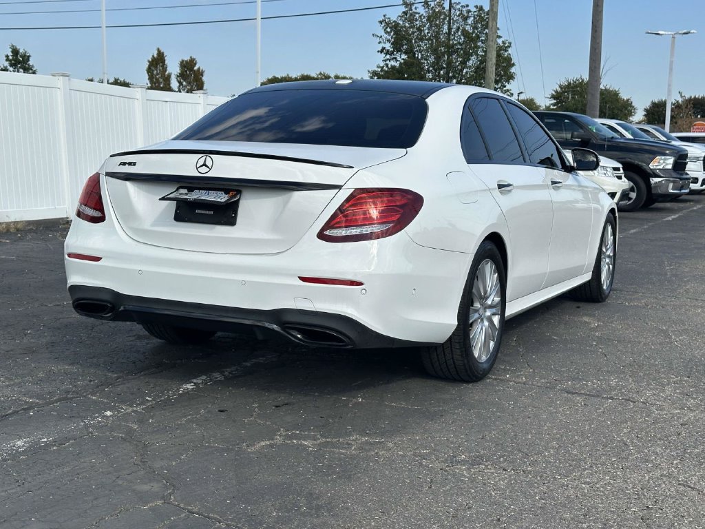 Used 2018 Mercedes-Benz E 300 image 4