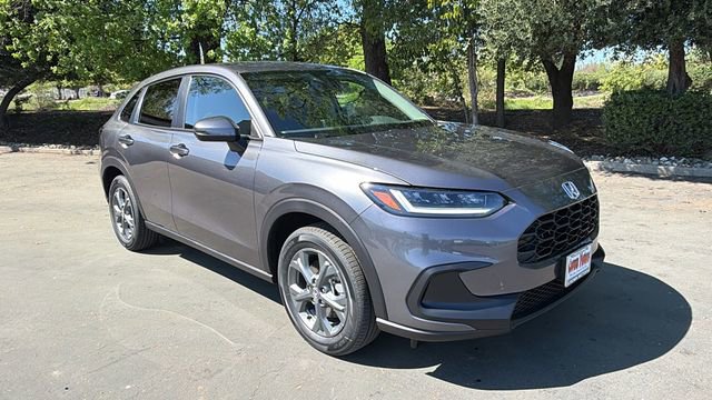 New 2026 Honda HR-V LX image 2