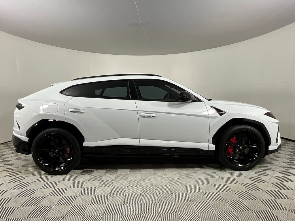 Used 2020 Lamborghini Urus image 5