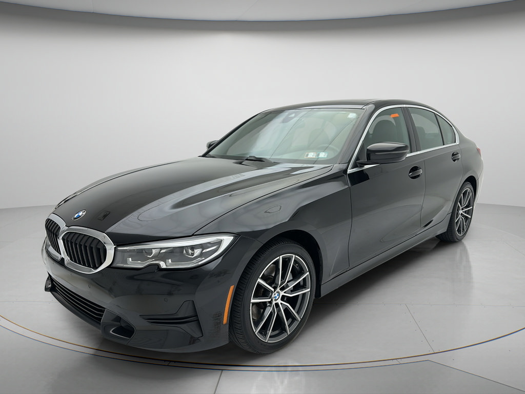 Used 2020 BMW 330i xDrive Sedan w/ Convenience Package AWD/4WD image 3