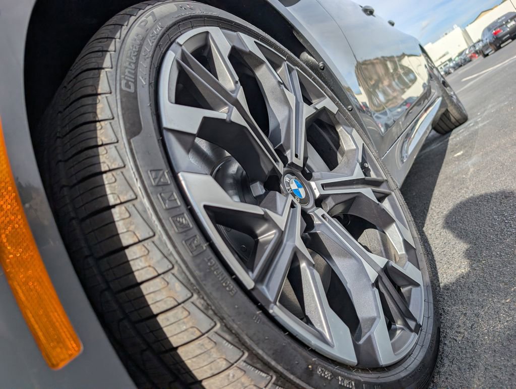 New 2026 BMW 330i xDrive Sedan w/ M Sport Package image 9