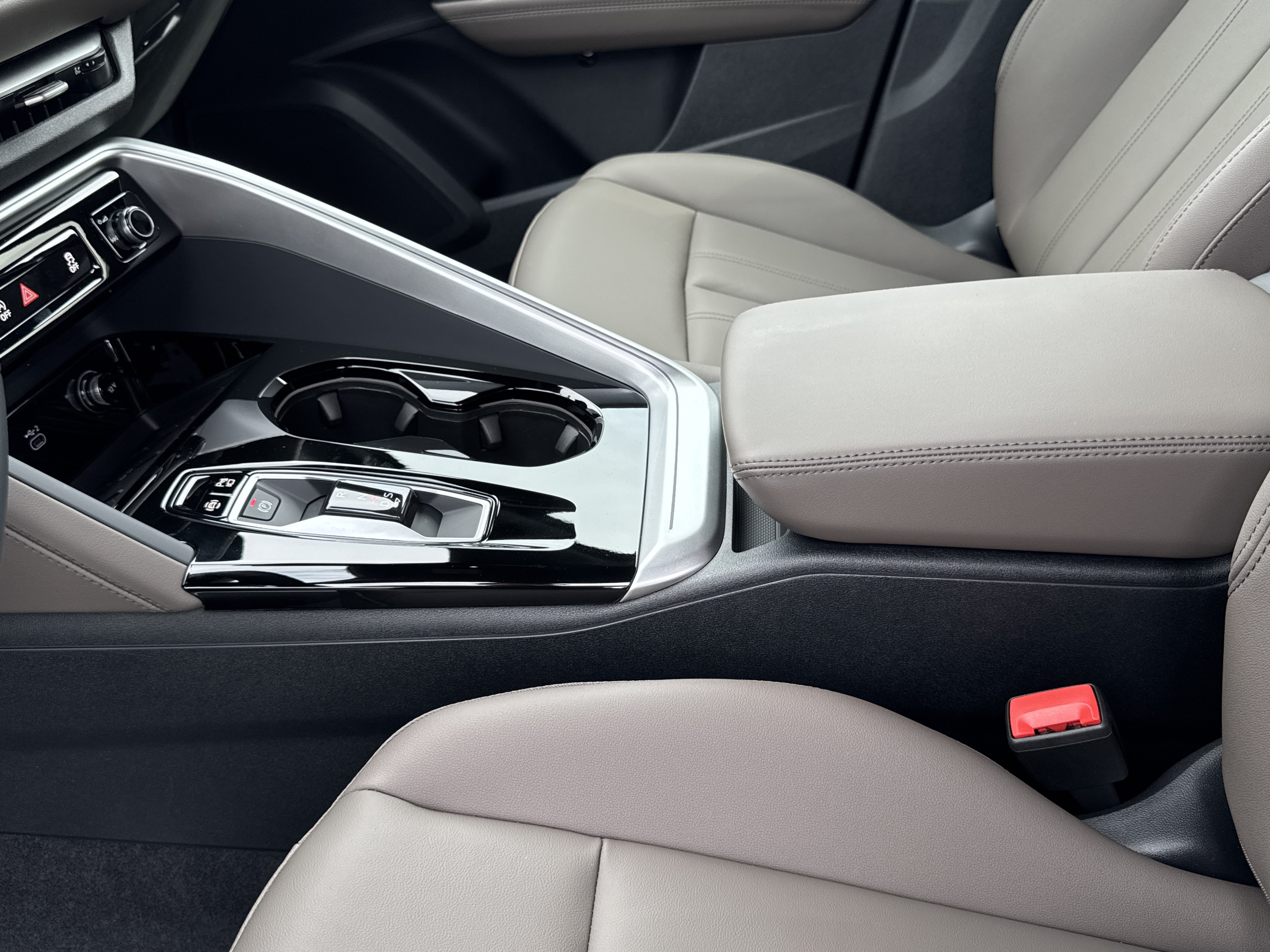 New 2026 Audi Q5 Premium Plus AWD/4WD image 22