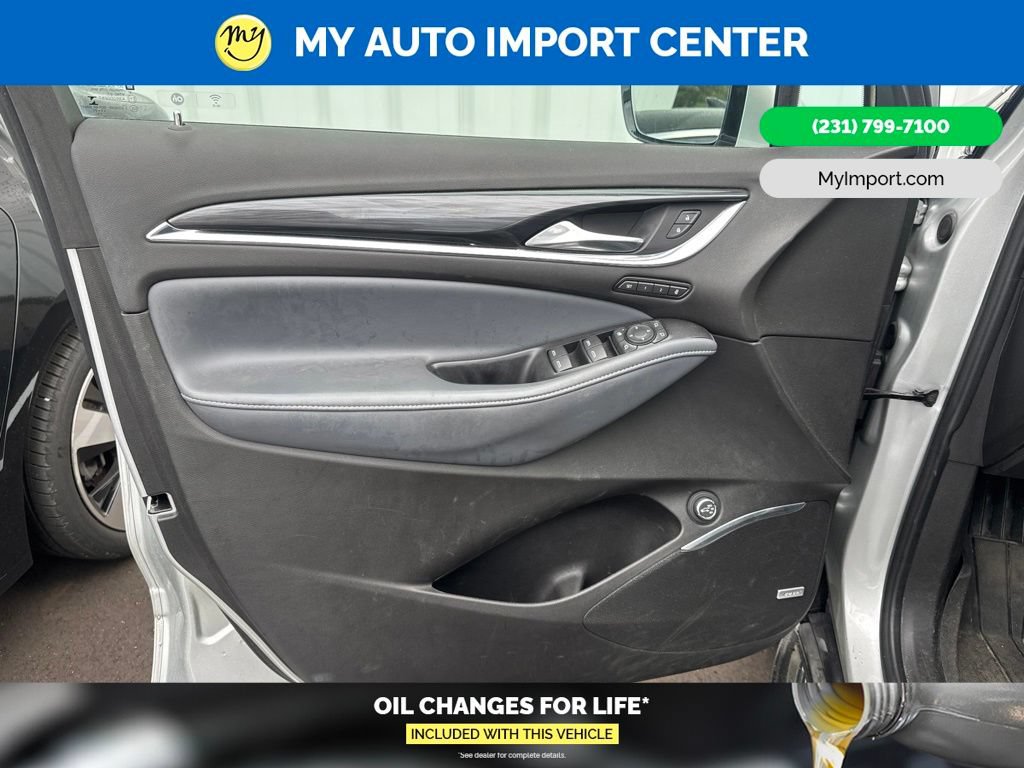 Used 2021 Buick Enclave Premium w/ Sun and Sites Package AWD/4WD image 7