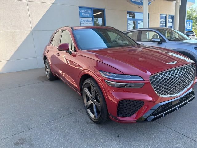 Used 2025 Genesis GV70 3.5T Sport w/ Sport Advanced Package AWD/4WD image 3