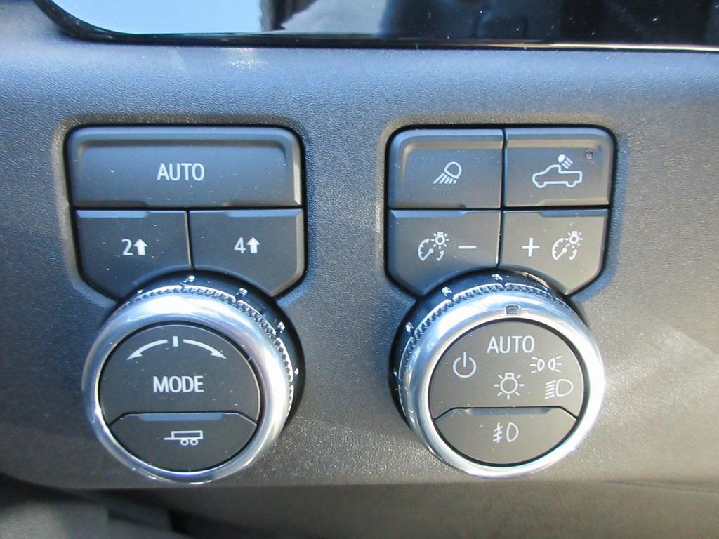 New 2026 GMC Sierra 1500 SLT w/ SLT Premium Plus Package image 17