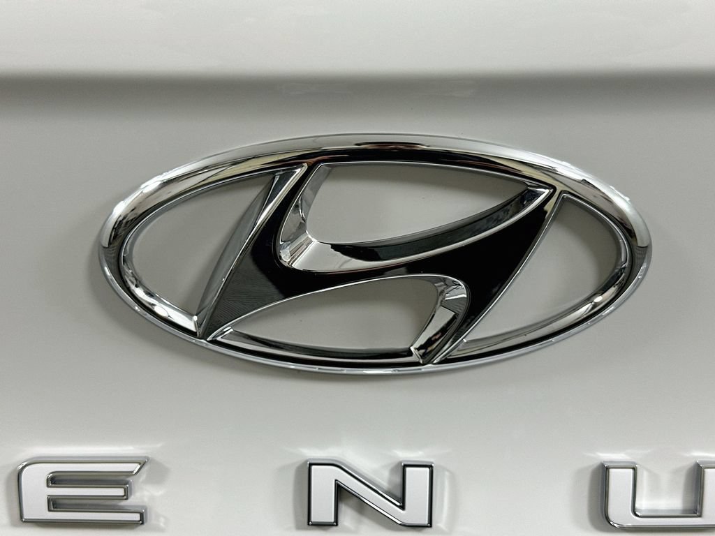 New 2026 Hyundai Venue SEL FWD image 20