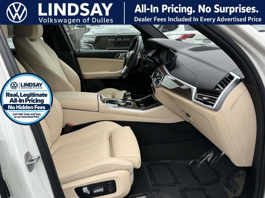 Used 2022 BMW X5 xDrive40i w/ Premium Package AWD/4WD image 12