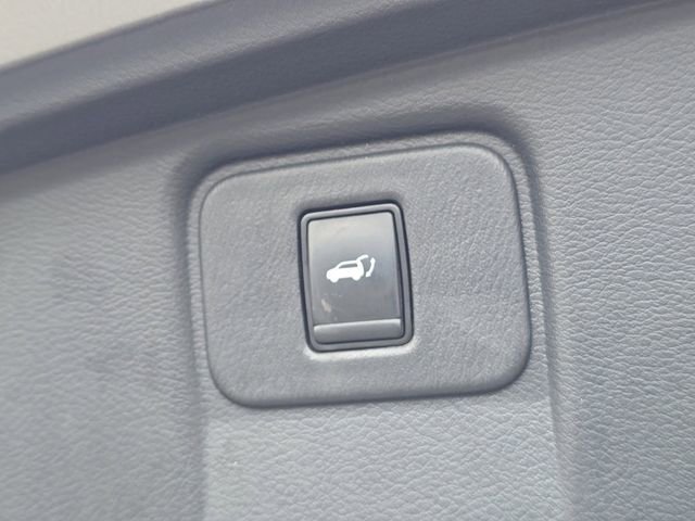 Used 2017 Nissan Murano SL image 9