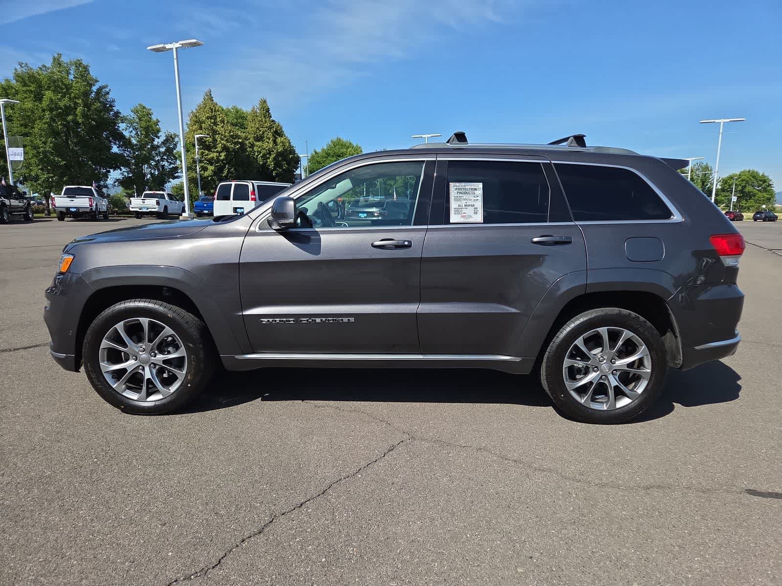 Used 2020 Jeep Grand Cherokee Summit w/ Platinum Series Group AWD/4WD image 11