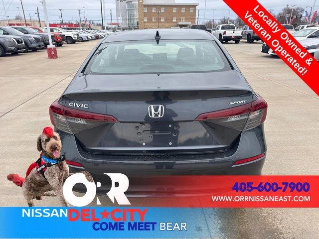 Used 2025 Honda Civic Sport image 4