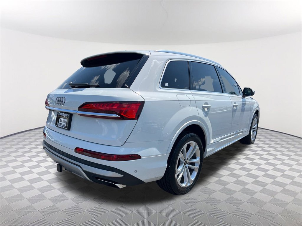 Used 2025 Audi Q7 2.0T Premium w/ Convenience Package image 5