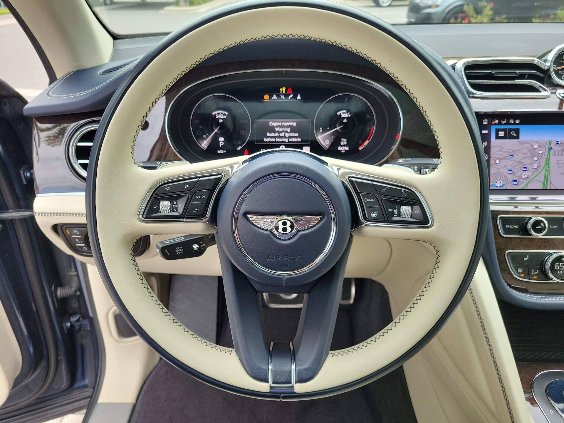 Certified 2022 Bentley Bentayga AWD/4WD image 36