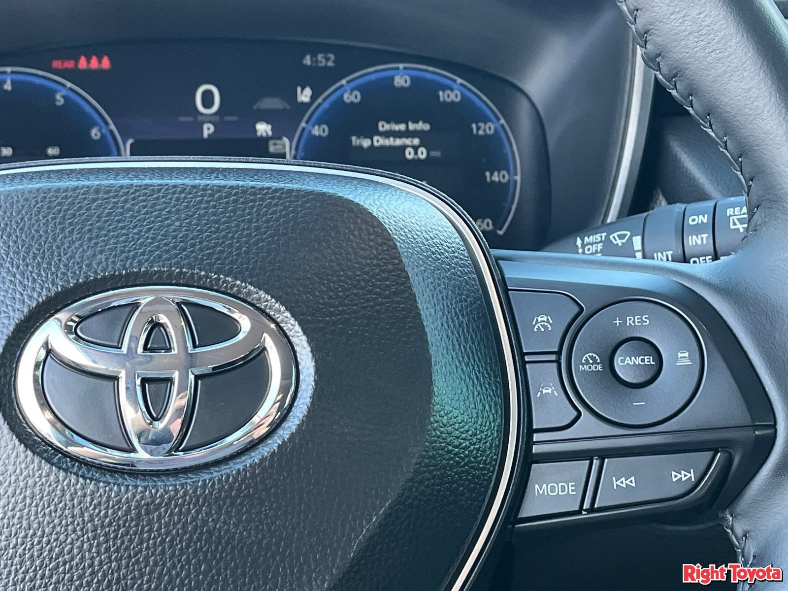 Certified 2026 Toyota Corolla Cross XLE w/ Convenience Package FWD image 24