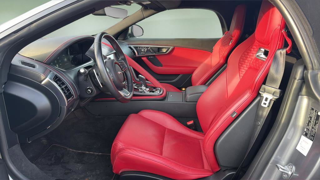 Used 2022 Jaguar F-TYPE Convertible RWD image 23