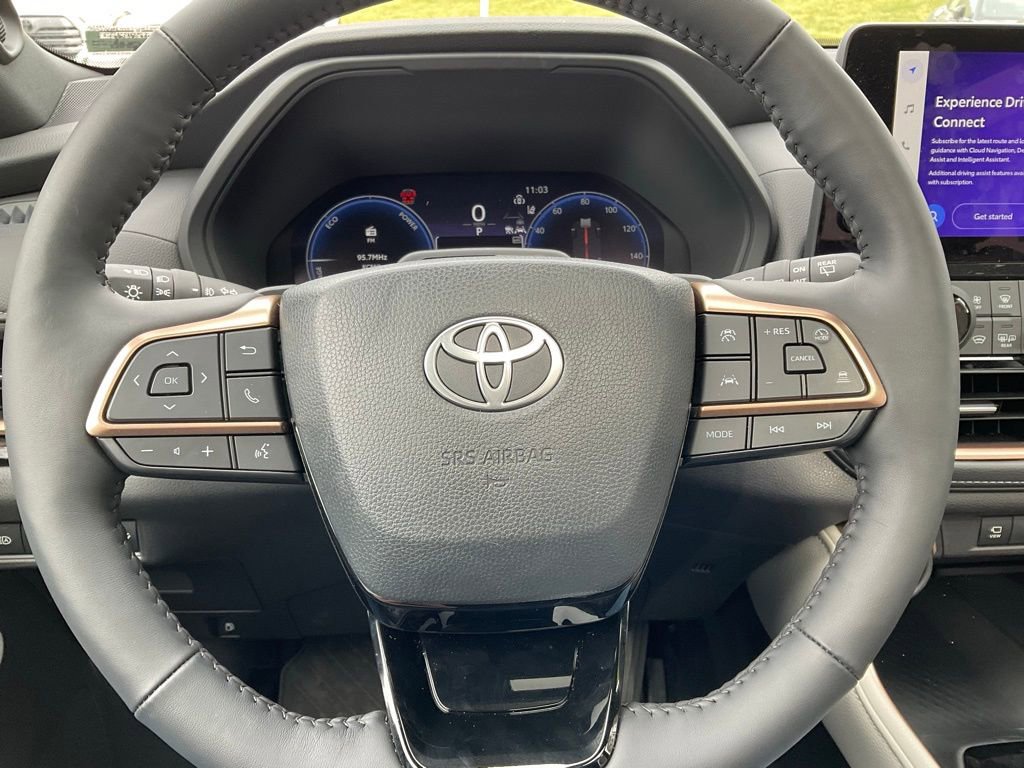 Certified 2025 Toyota Grand Highlander AWD Hybrid image 11