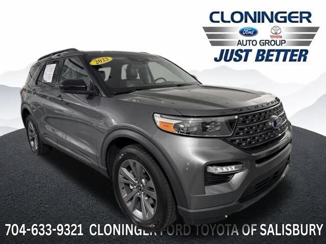 Used 2022 Ford Explorer XLT w/ Equipment Group 202A AWD/4WD image 1