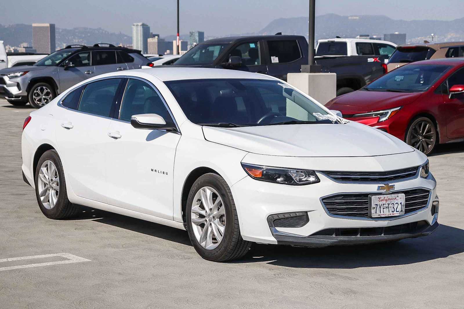 Used 2017 Chevrolet Malibu Hybrid FWD image 3
